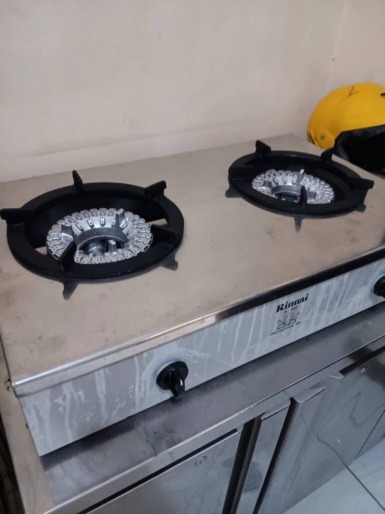 Kompor Merek Rinai 2 Tungku