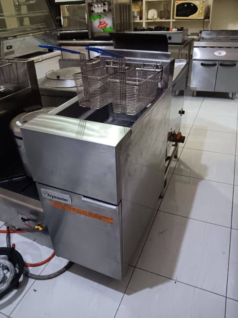 Deepfryer
Merk frymaster USA
Kapasitas 20 literan