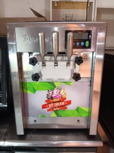 Mesin Ice Cream Merk Wira Star Normal Mulus